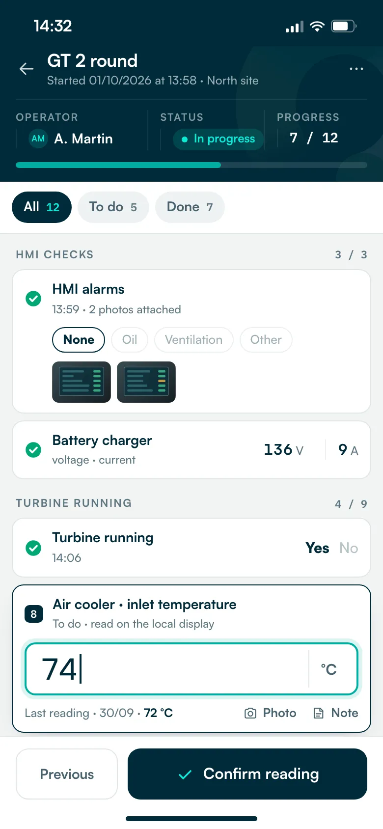 Mobapi.EYE on a phone: a turbine round in progress, 7 of 12 readings taken, a temperature being entered.